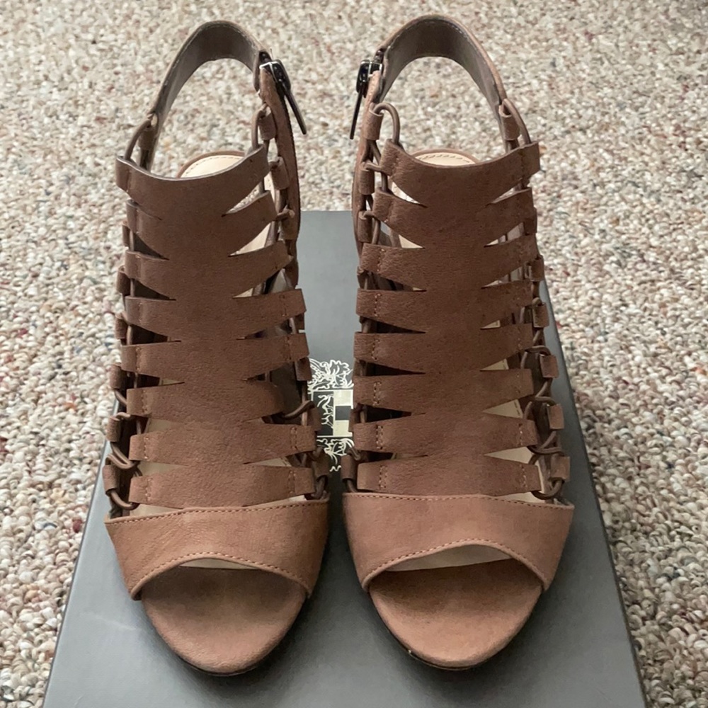 brown very nice and comfy Vince Camuto Sandals